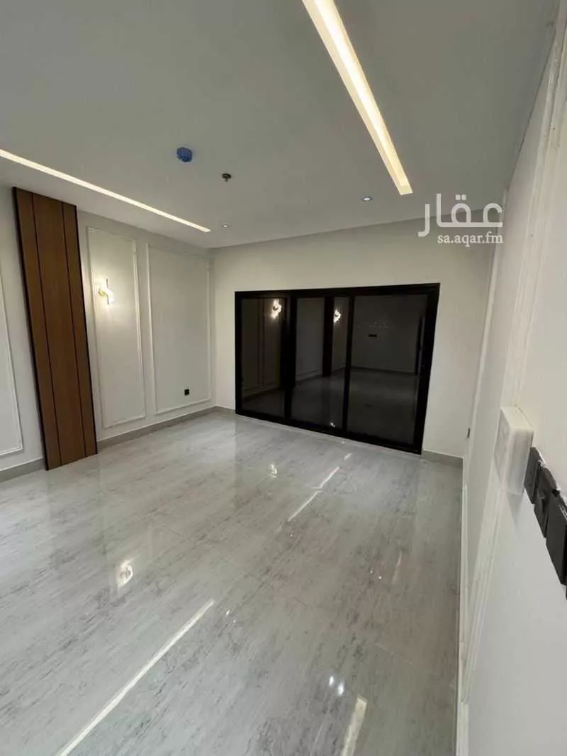 6 bedroom apartment in Eastern Province 6