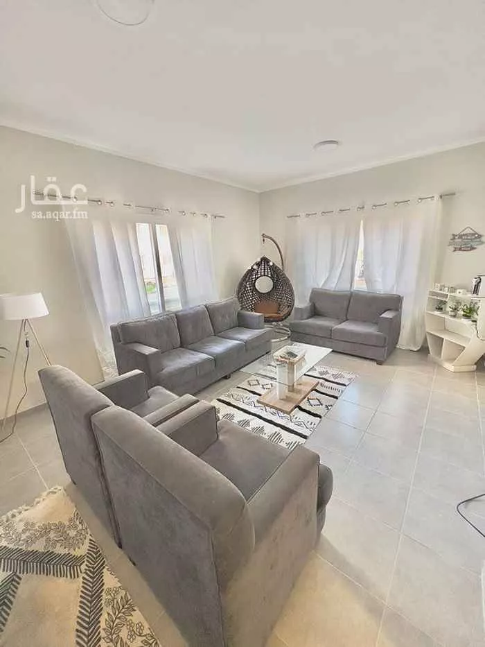 listing images