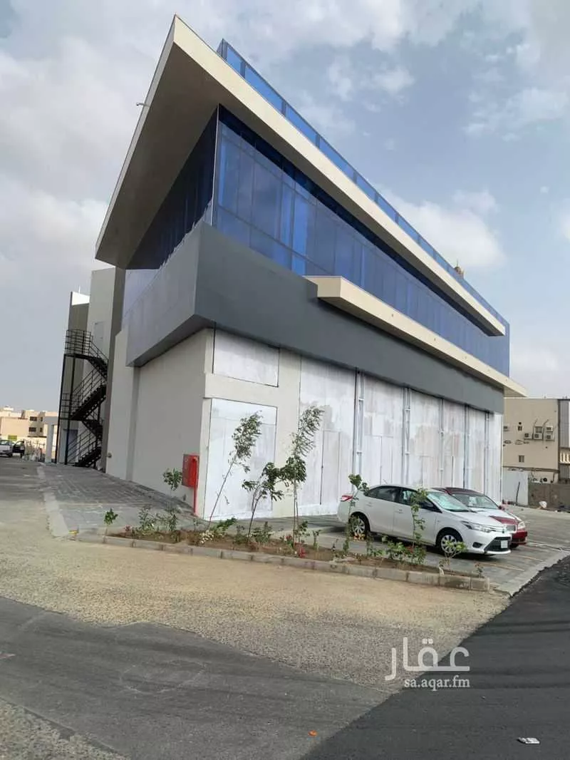 عمارة 1268 م² في طيبة 4