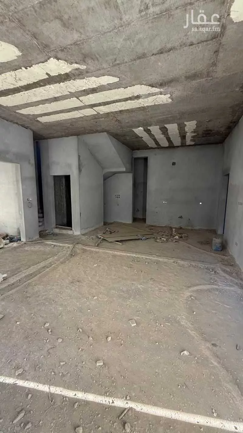 4 bedroom villa in Al Qairawan, Riyadh 9
