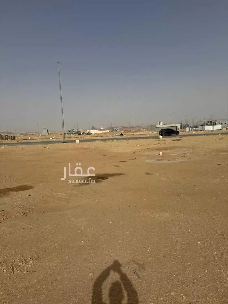 أرض 325 م² في الشرق 5