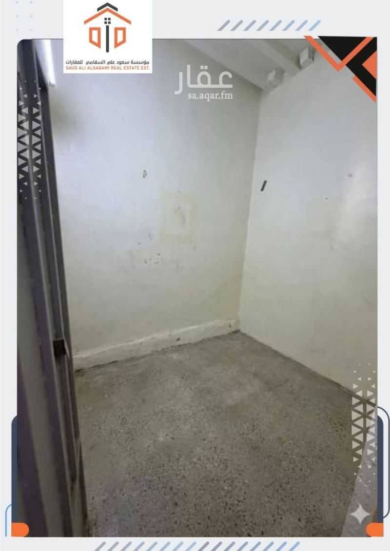 4 bedroom villa in Al Badiah, Riyadh 5