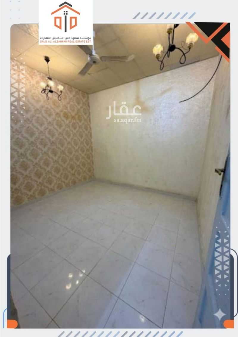 4 bedroom villa in Al Badiah, Riyadh 9