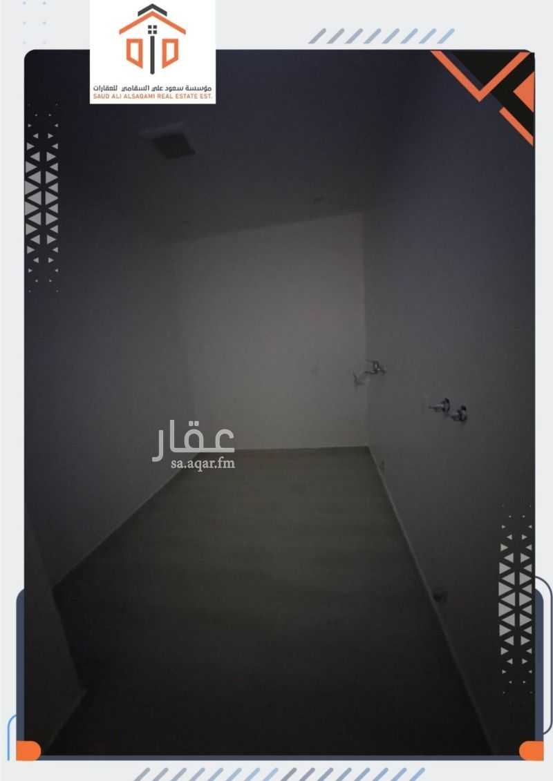 3 bedroom building in Al Badiah, Riyadh 18