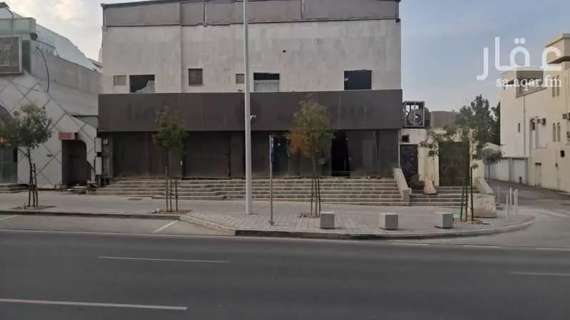 6 bedroom building in Al Uraija Al Wusta, Riyadh 15