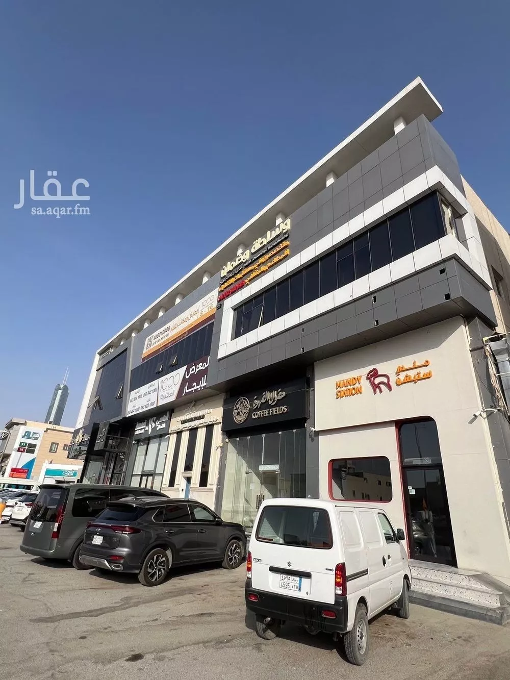 مكتب 110 م² في العقيق 1