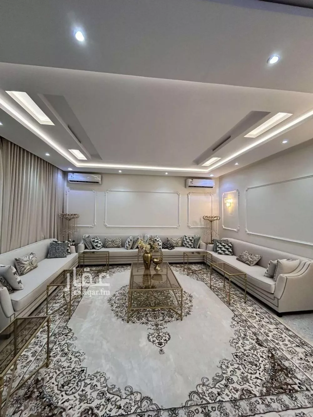 5 bedroom villa in Al Rimal 2