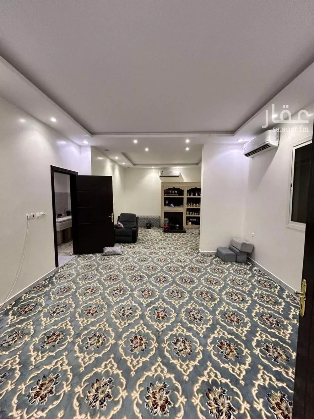 5 bedroom villa in Al Rimal 5