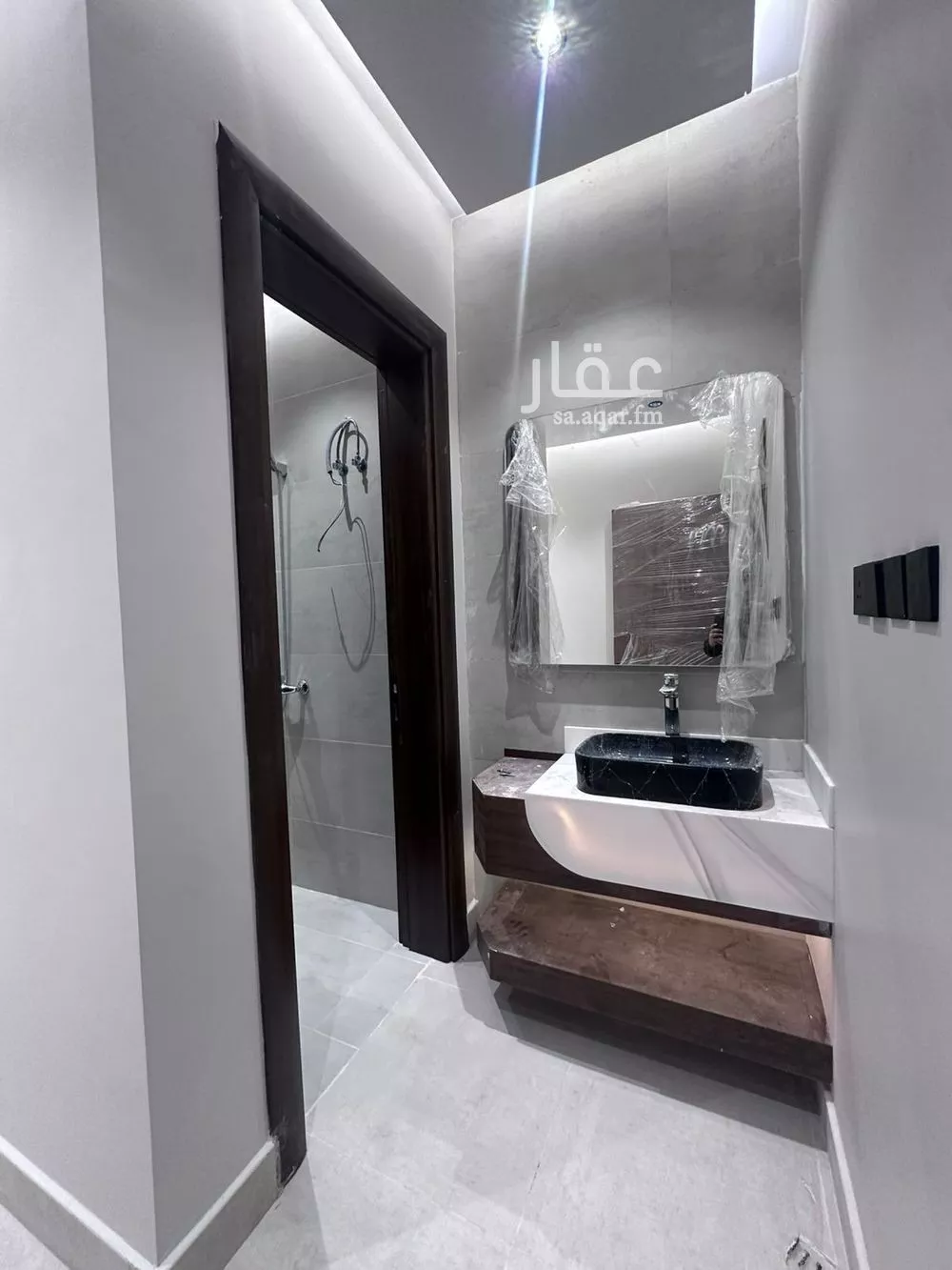 شقة 4 غرف في النعيم 5