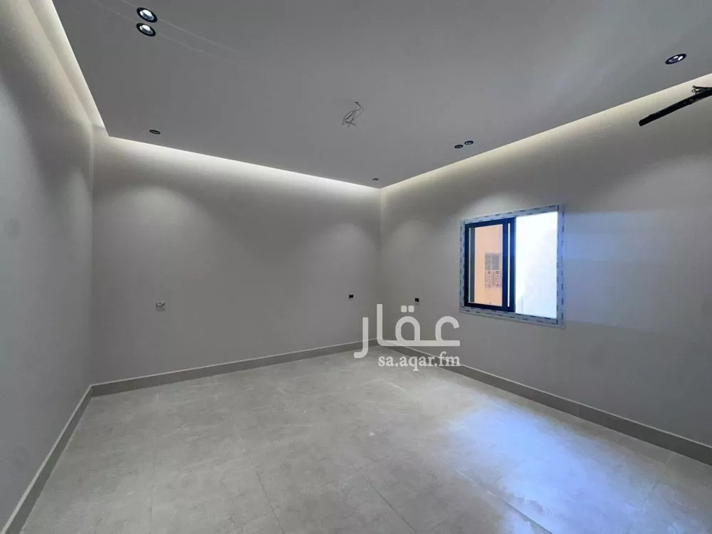 شقة 4 غرف في النعيم 5