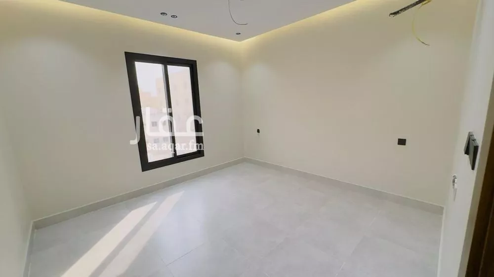 شقة 4 غرف في النعيم 3