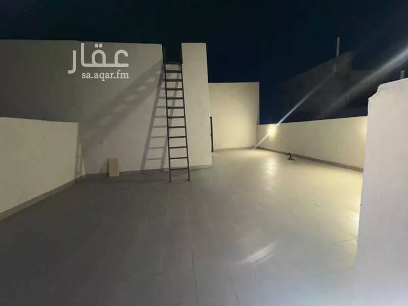 فيلا 7 غرف في اللؤلؤ 3