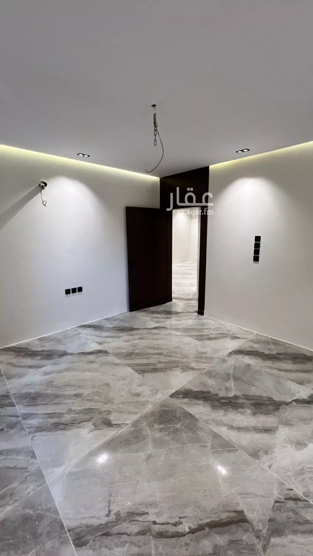 فيلا 5 غرف في الريان 1