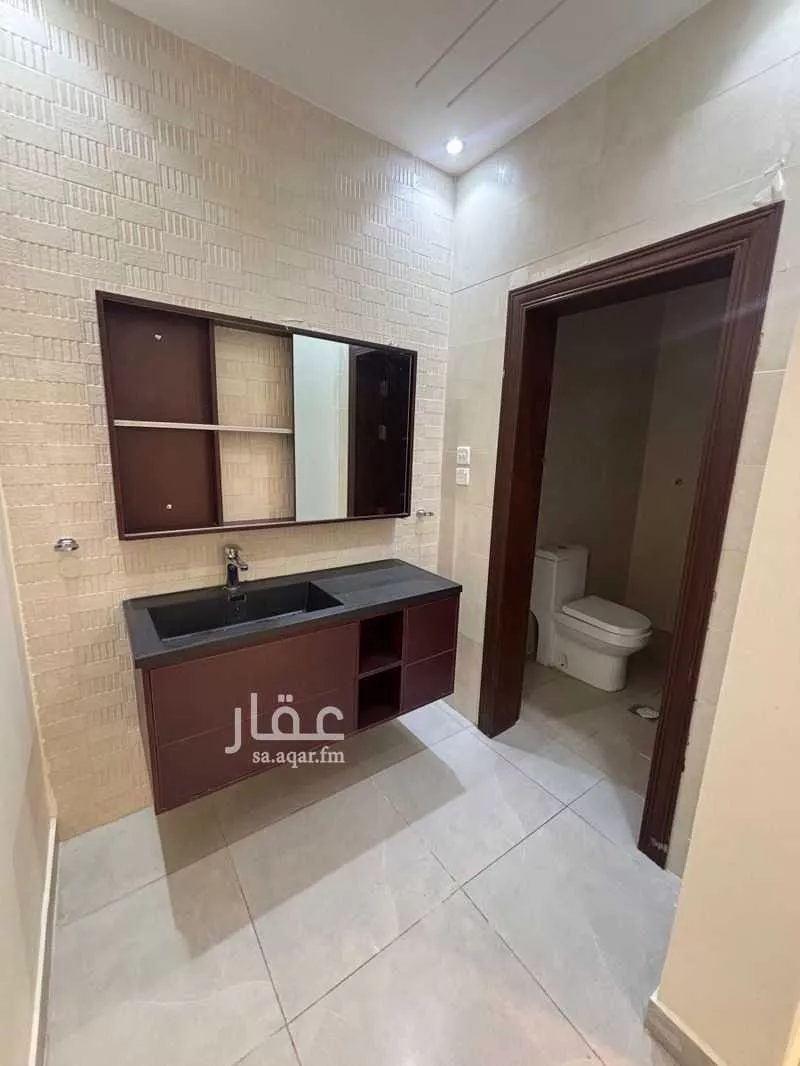 4 bedroom apartment in Al Hamdaniyah, Jeddah 9