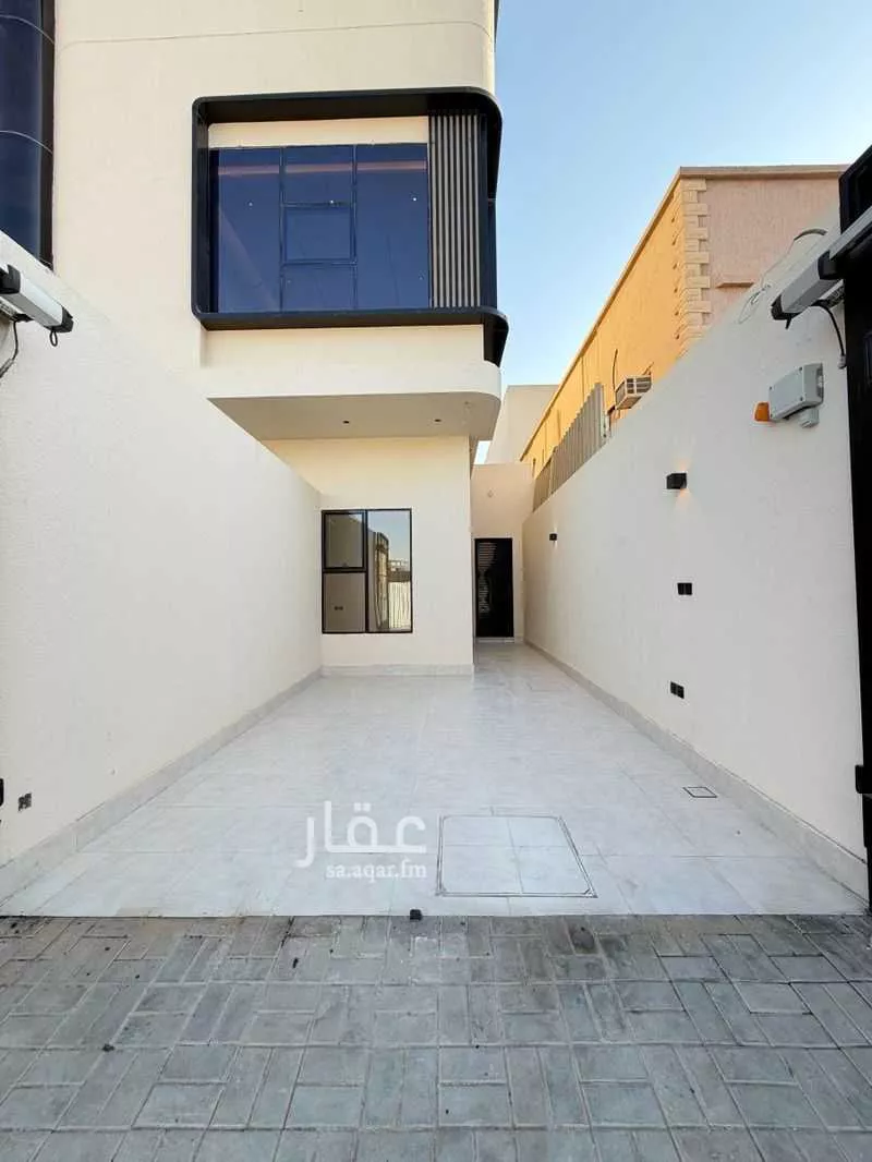 3 bedroom floor in Al Rahmaniyyah 3