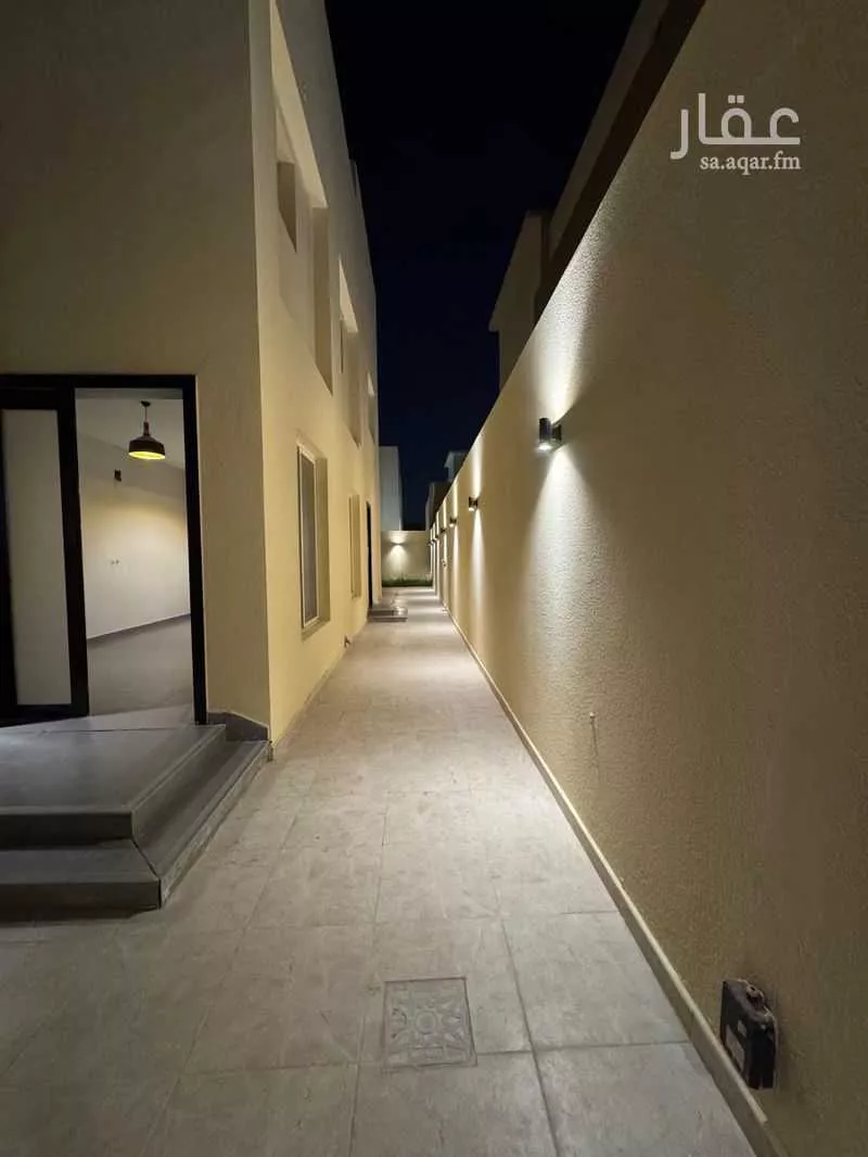 5 bedroom villa in Al Rimal 2