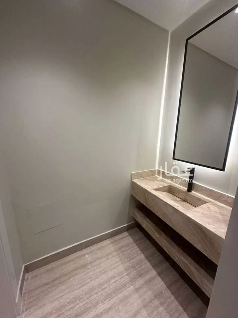 شقة 5 غرف في الحمرا 2