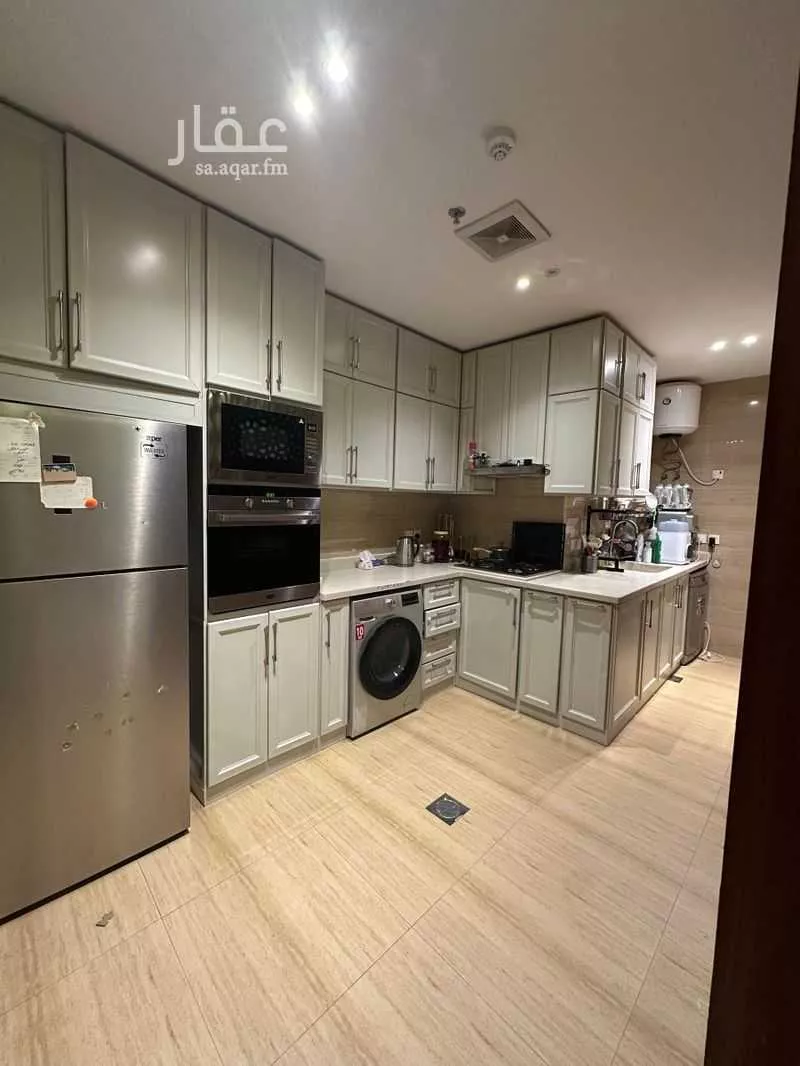 شقة 3 غرف في الحمرا 1