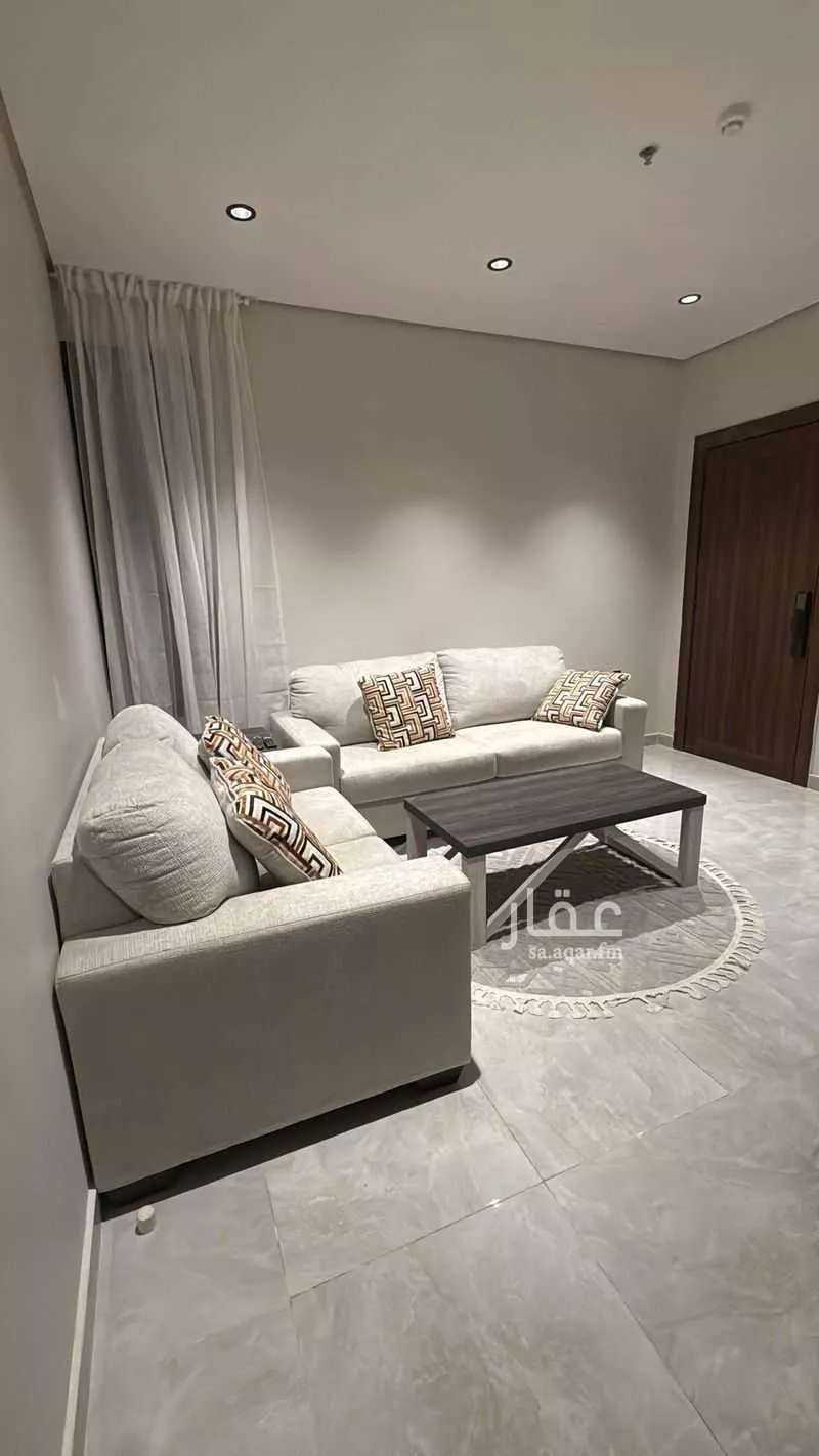 3 bedroom apartment in Al Hamra, Eastern Province 8