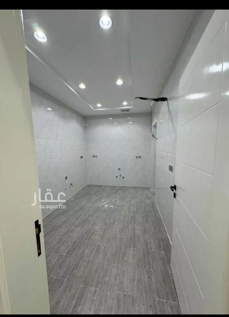 4 bedroom apartment in Al Rabwa, Jeddah 8