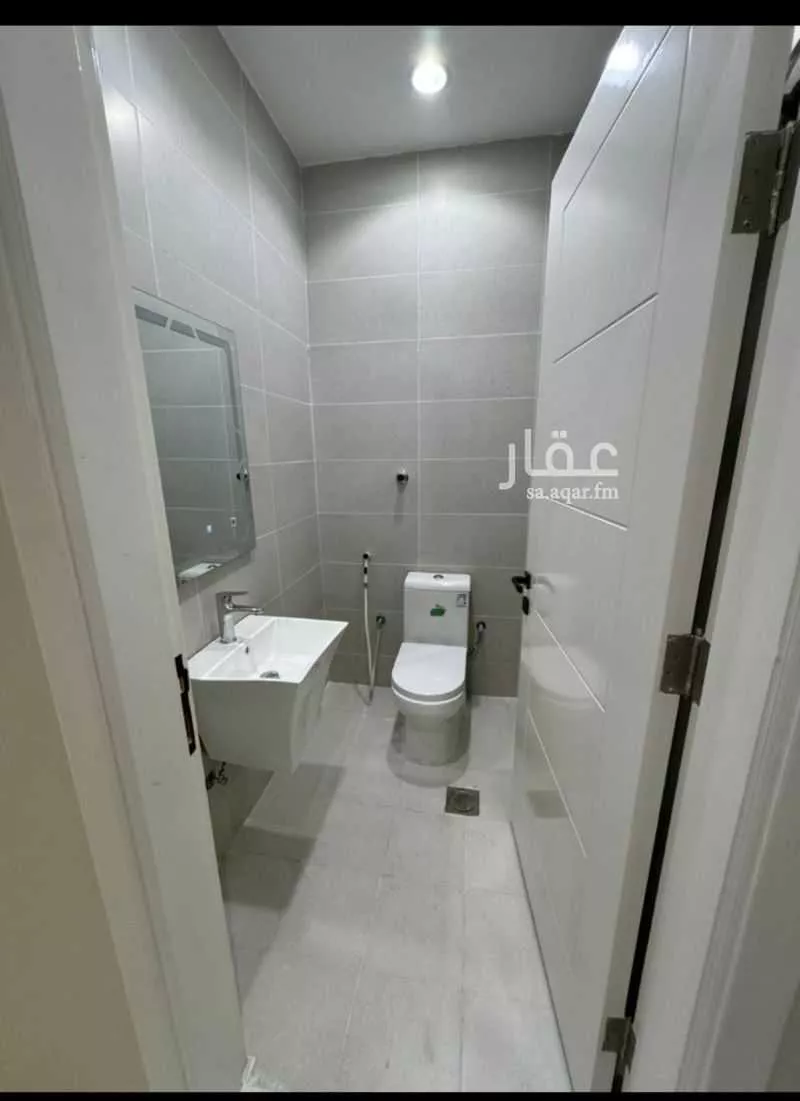 4 bedroom apartment in Al Rabwa, Jeddah 7
