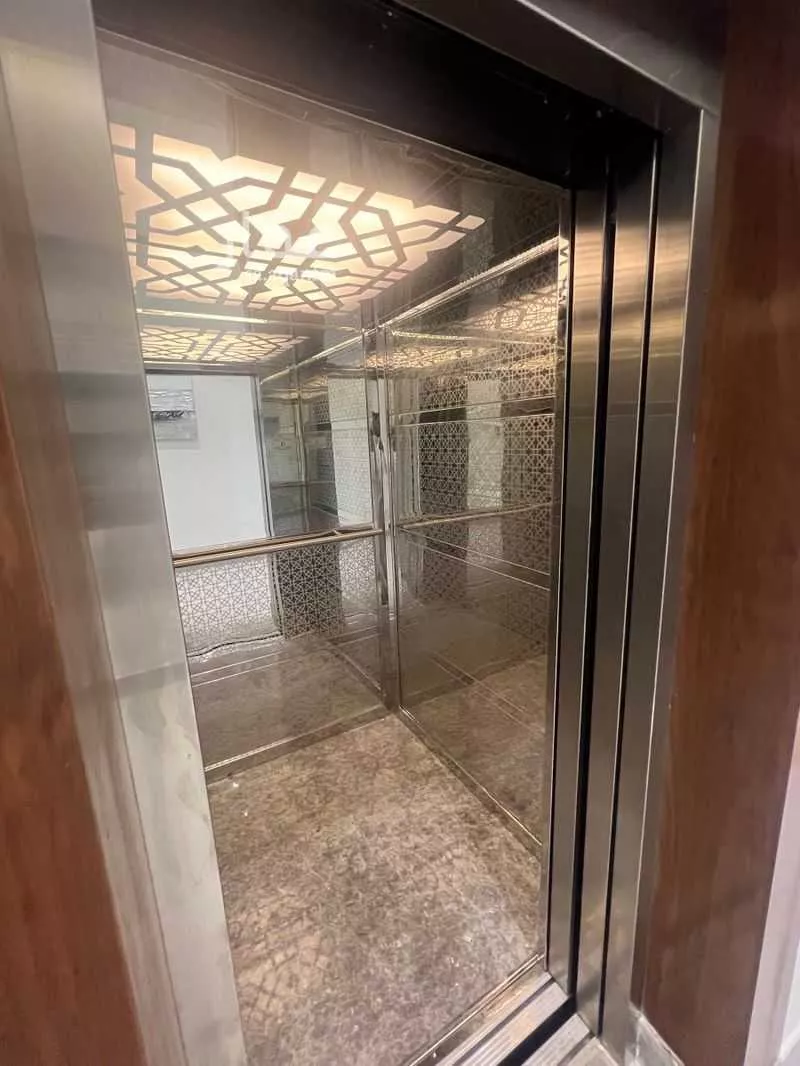 عمارة 198 م² في المروة 5