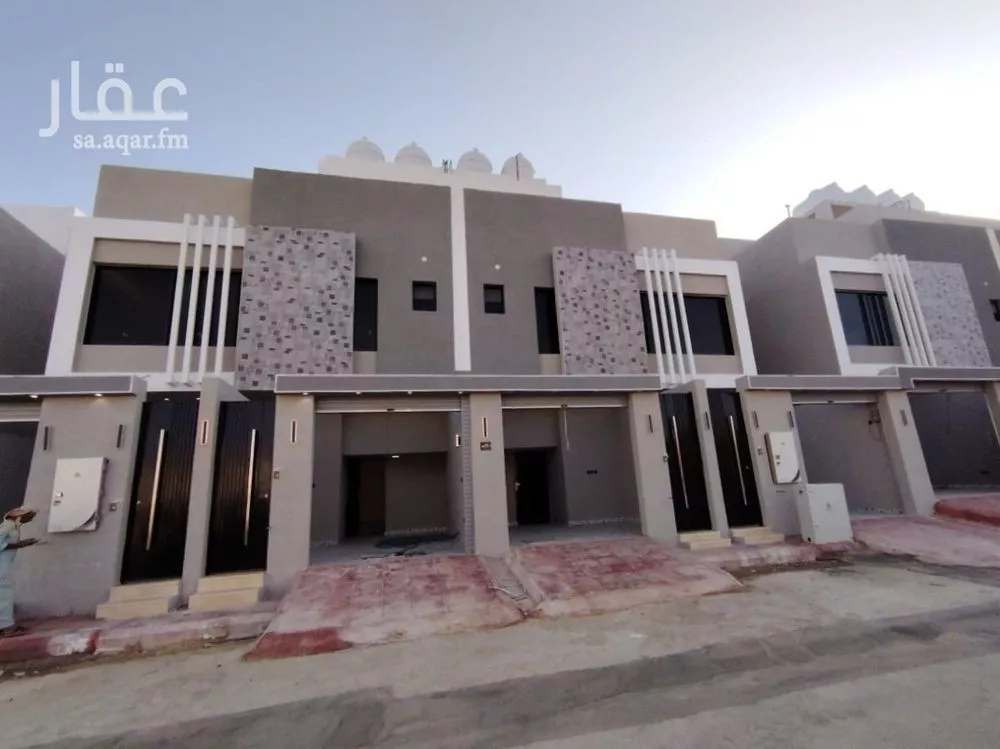 5 bedroom floor in Badr 1