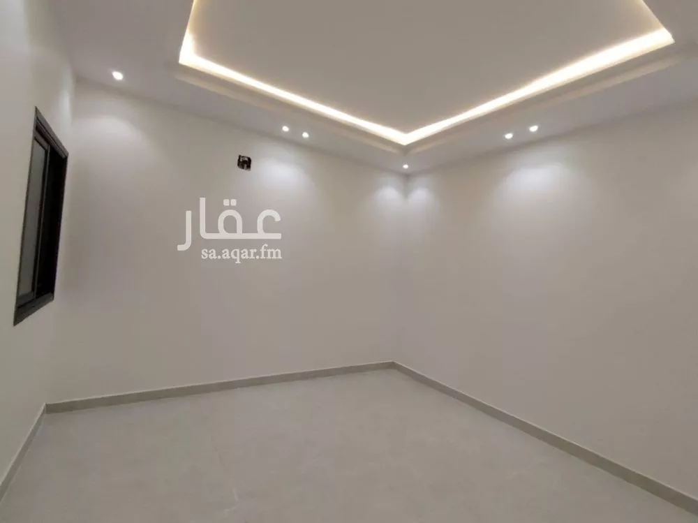 5 bedroom floor in Badr 3