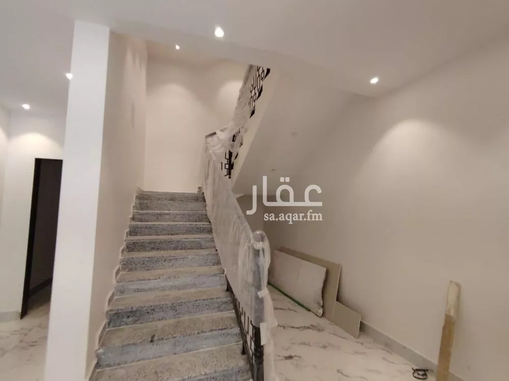 شقة 5 غرف في المروة، الرياض 4