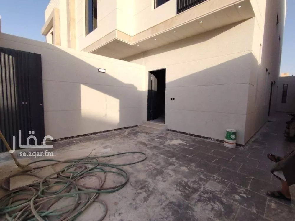 دور 5 غرف في العريجاء الغربية 4