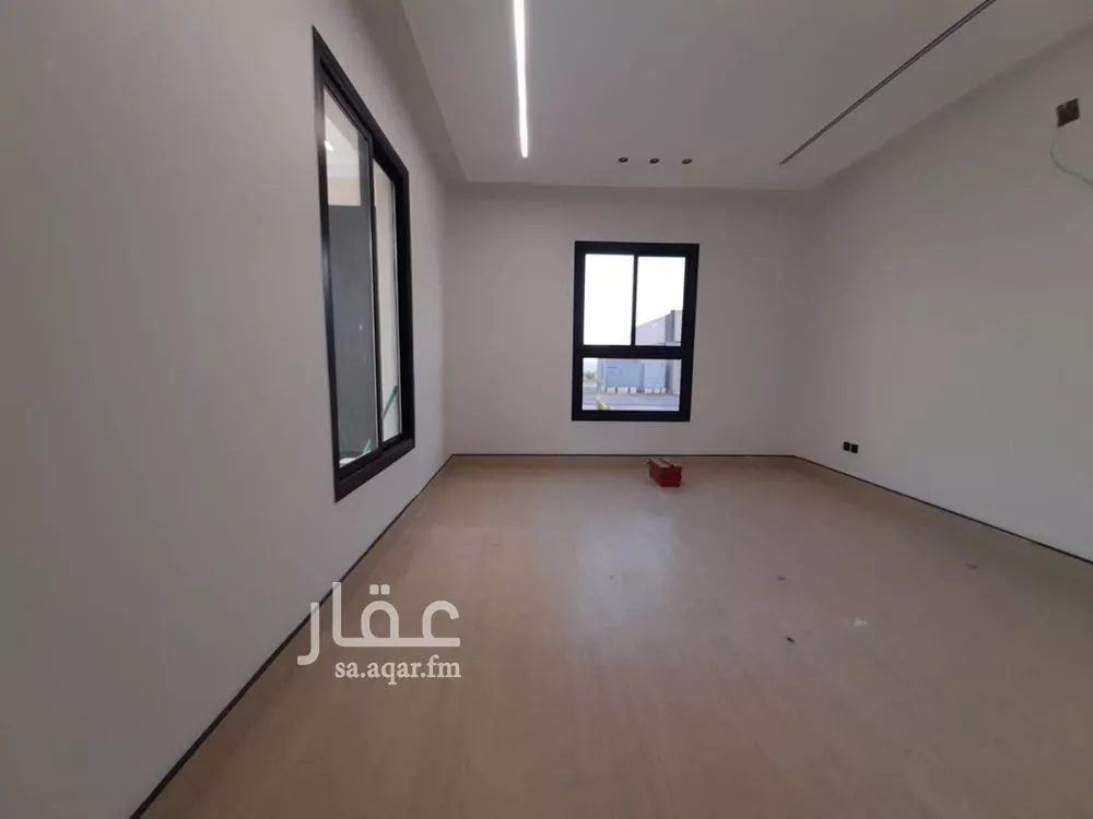 فيلا 6 غرف في ظهرة لبن 3