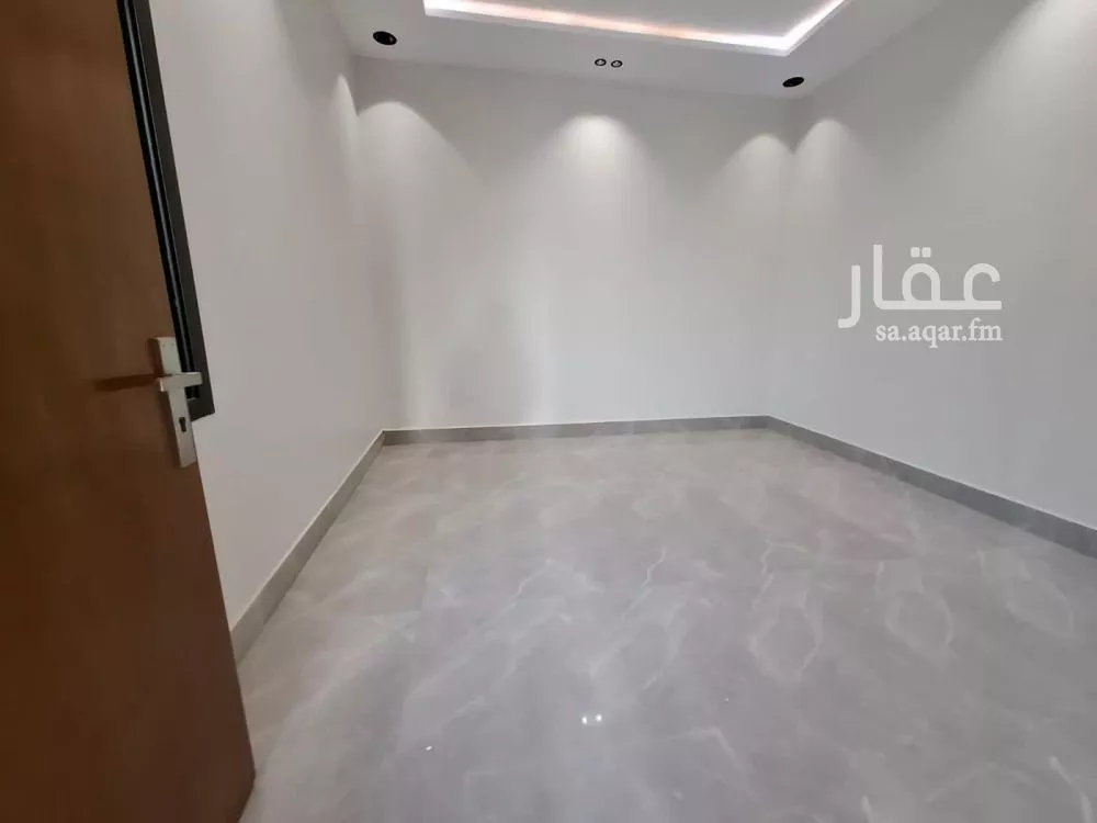 6 bedroom villa in Dhahrat Laban, Riyadh 12