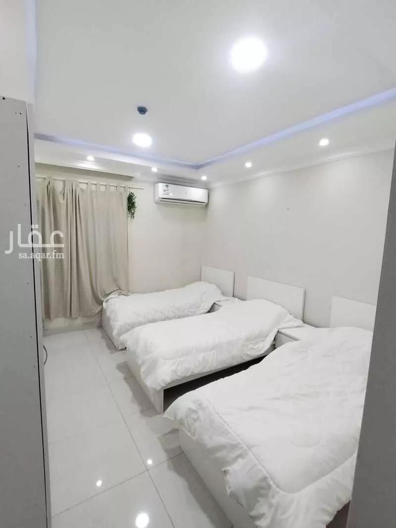 شقة 4 غرف في الحمرا 5