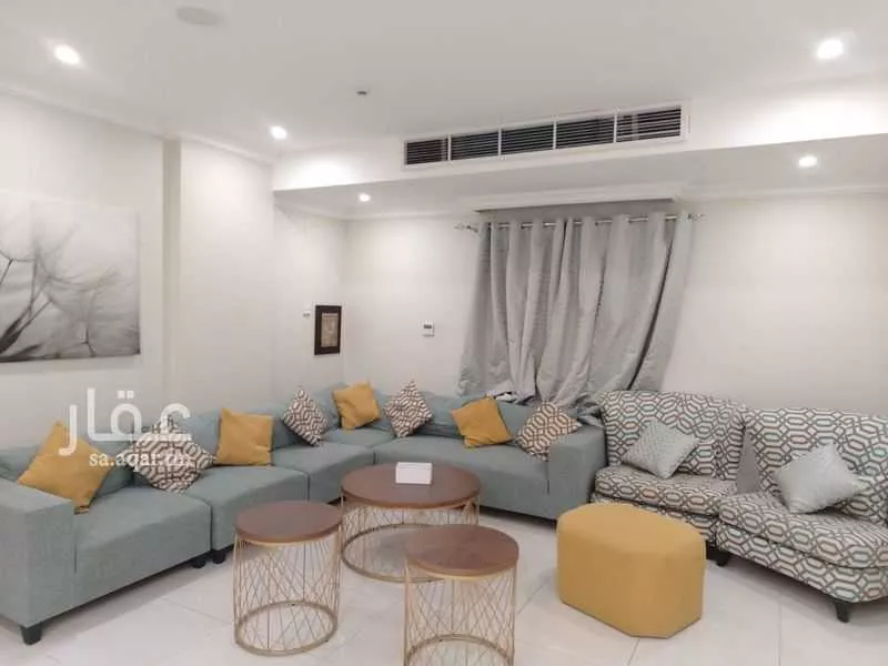 شقة 4 غرف في الحمرا 3