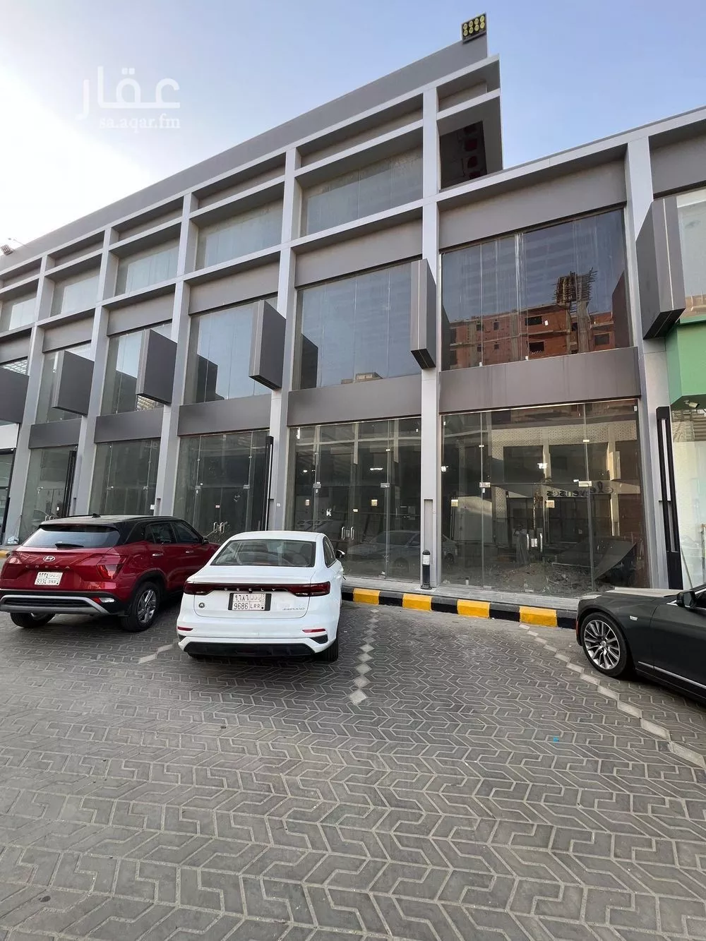 عمارة 3994 م² في ابحر الجنوبية 3