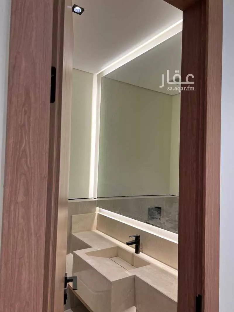 4 bedroom villa in Riyadh 4