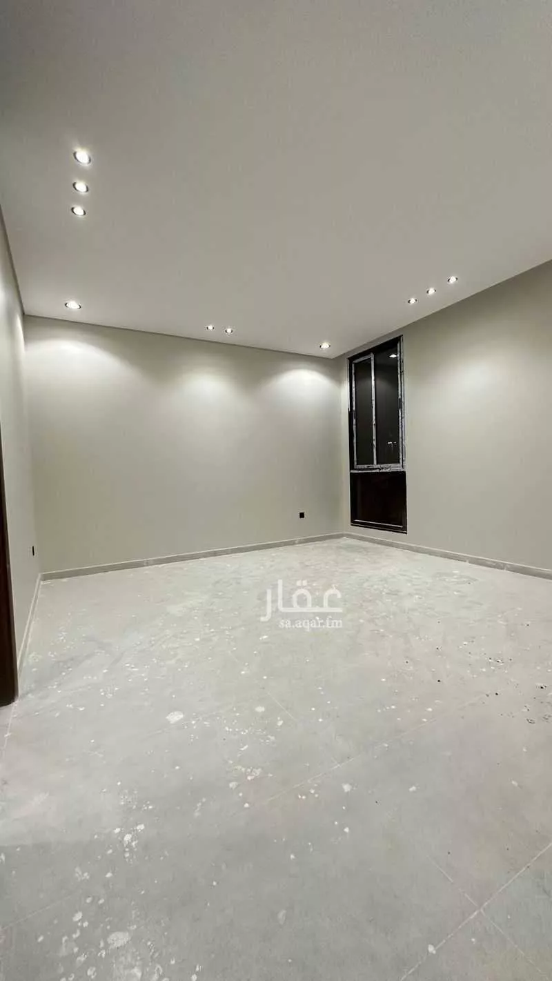 شقة 5 غرف في ضاحية الملك فهد 4