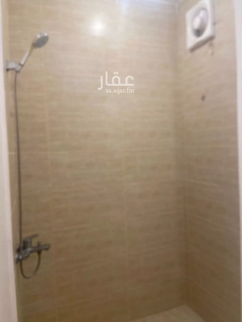 فيلا 5 غرف في العارض 2