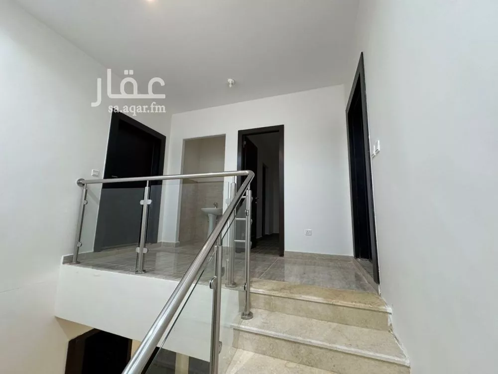 فيلا 5 غرف في الرياض 3