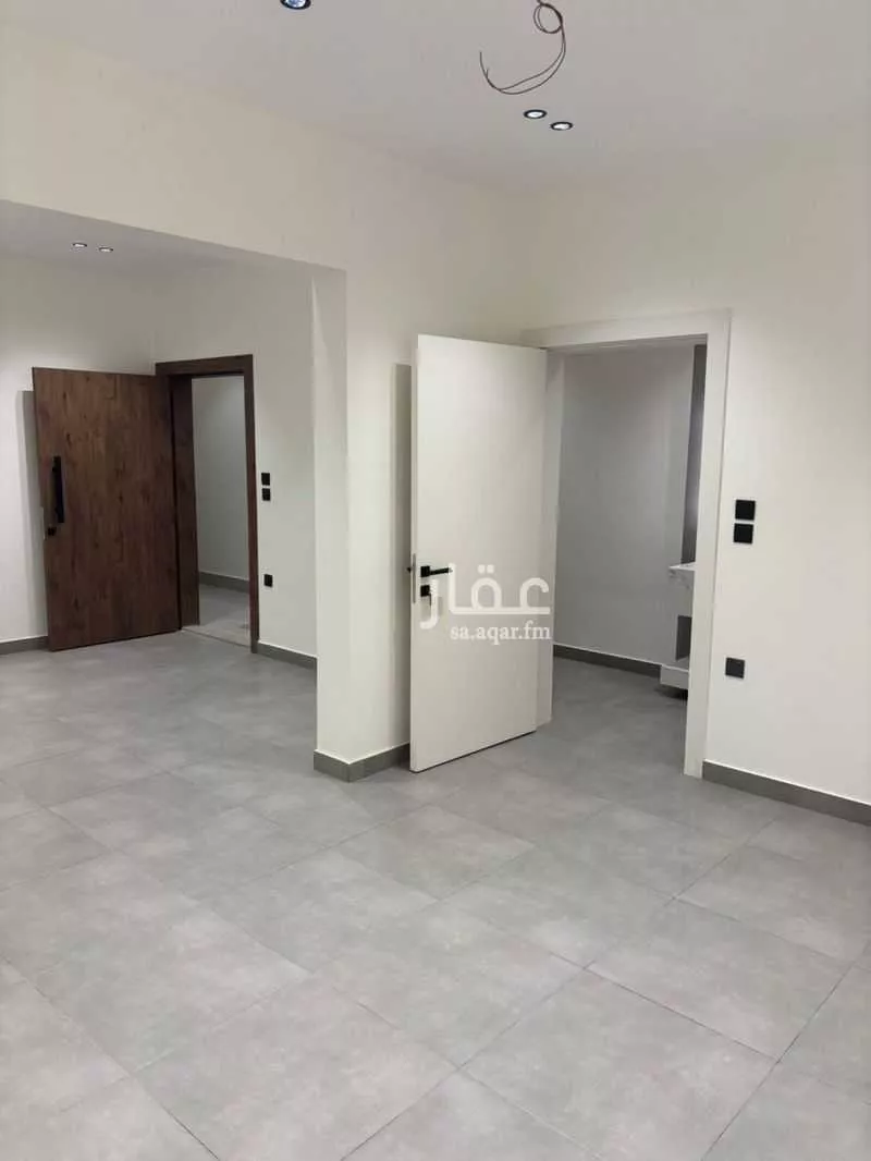 شقة 4 غرف في النعيم 3