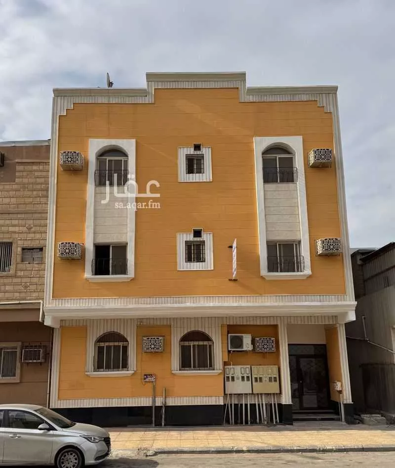 13 bedroom building in Al Thuqbah, Eastern Province 4