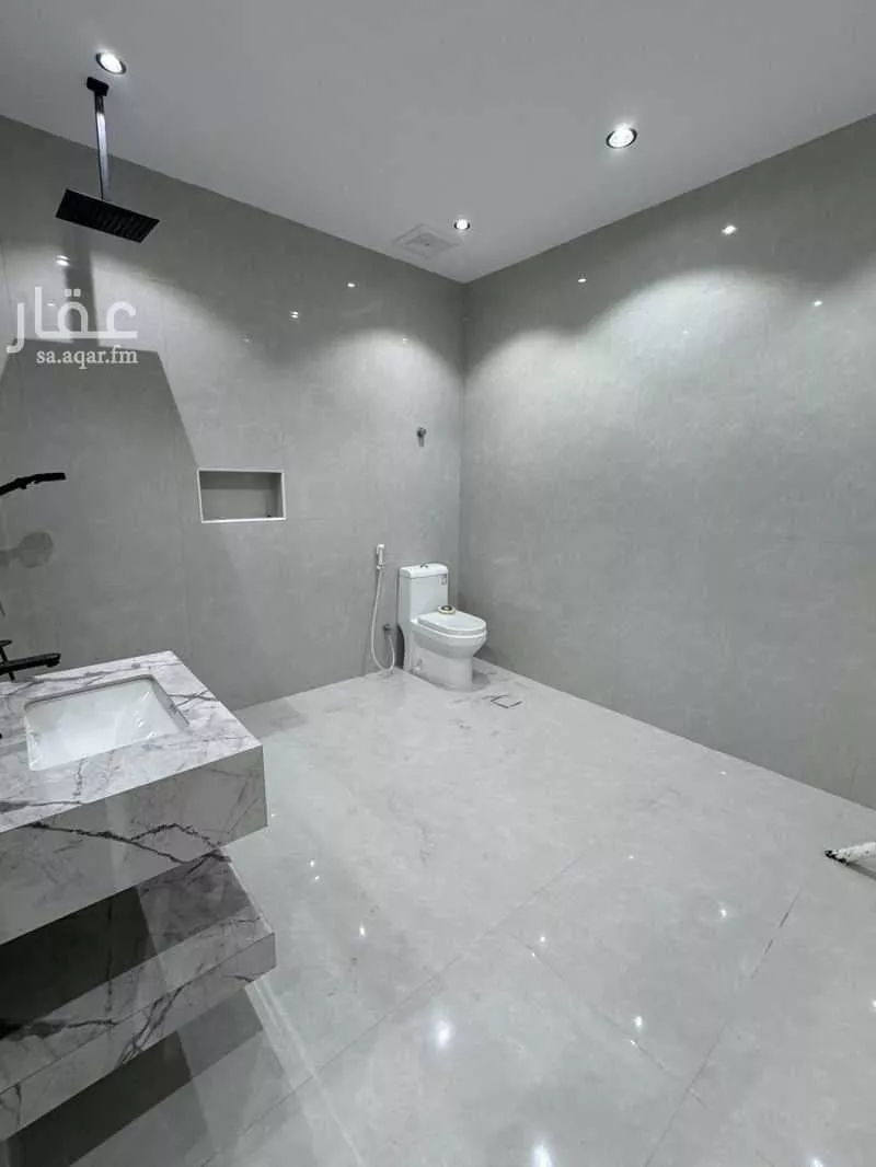 8 bedroom villa in Al Salam, Madinah 9