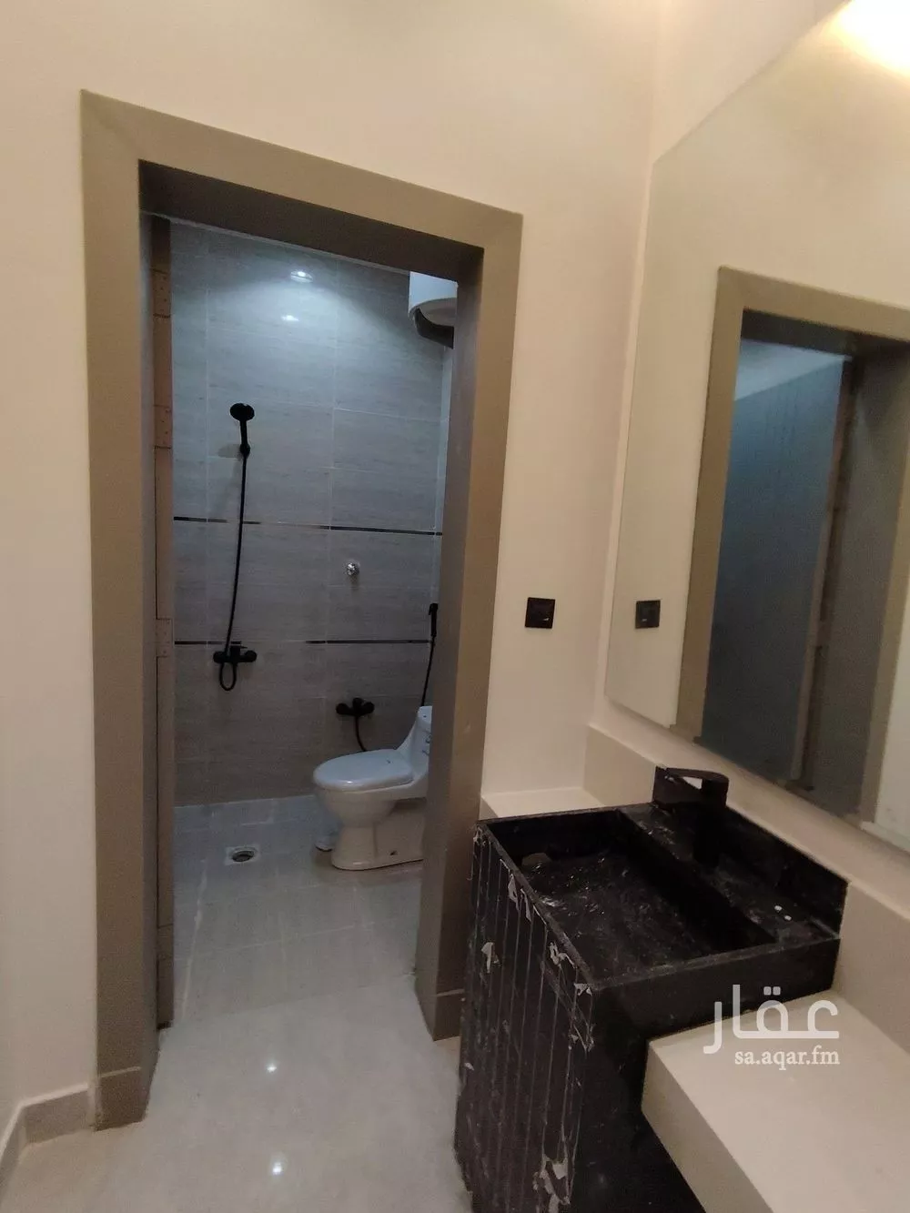 5 bedroom floor in Badr 2