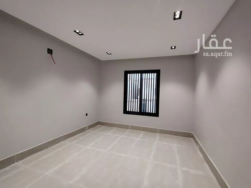 5 bedroom villa in Okaz 2