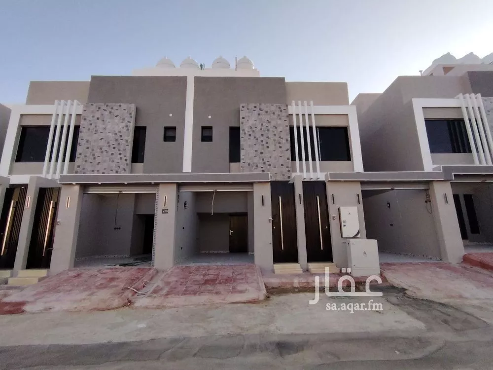 5 bedroom floor in Badr 1