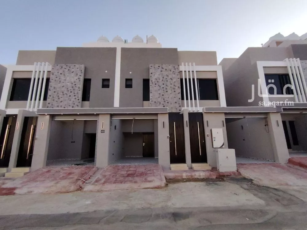 5 bedroom floor in Badr 1