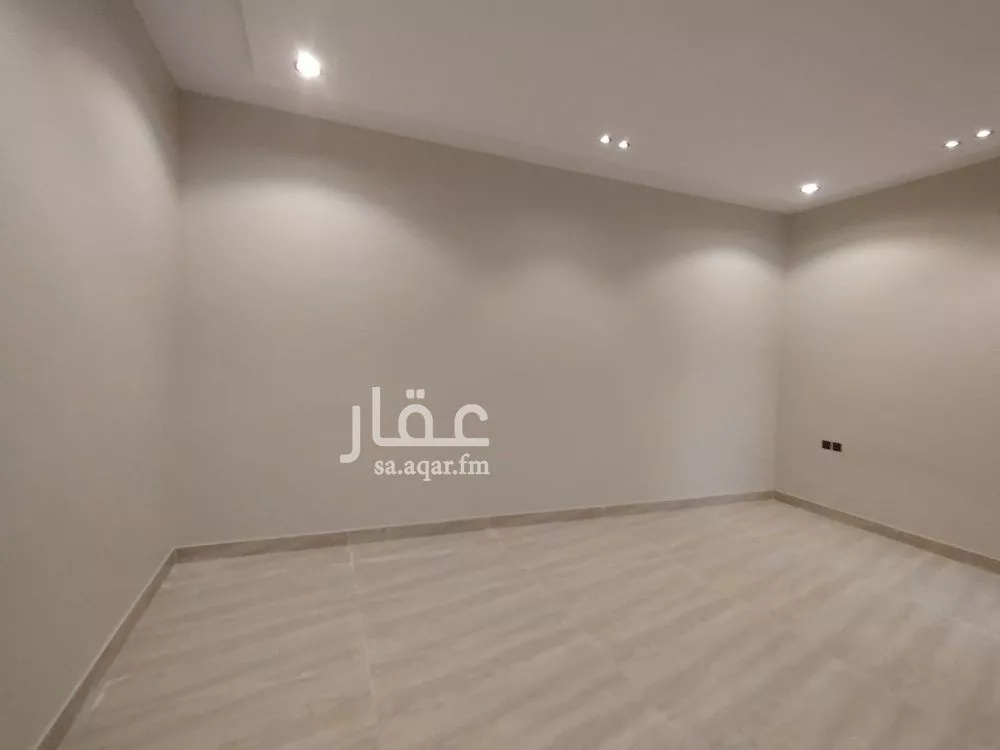 5 bedroom floor in Badr 4