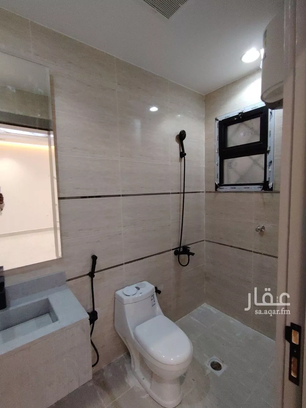 5 bedroom floor in Badr 3