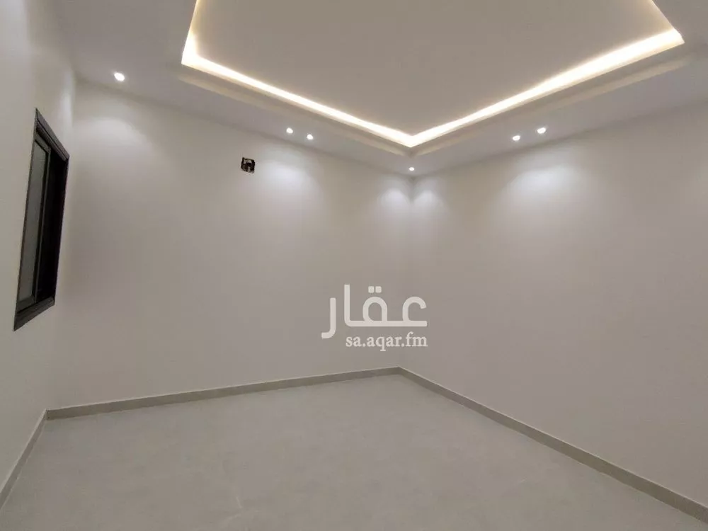 5 bedroom floor in Badr 4
