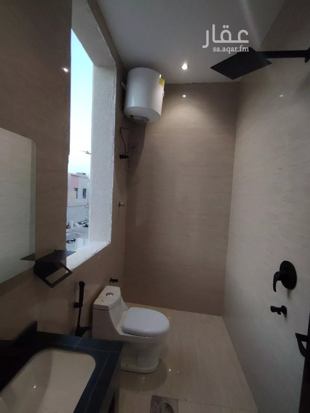 فيلا 5 غرف في طويق 4